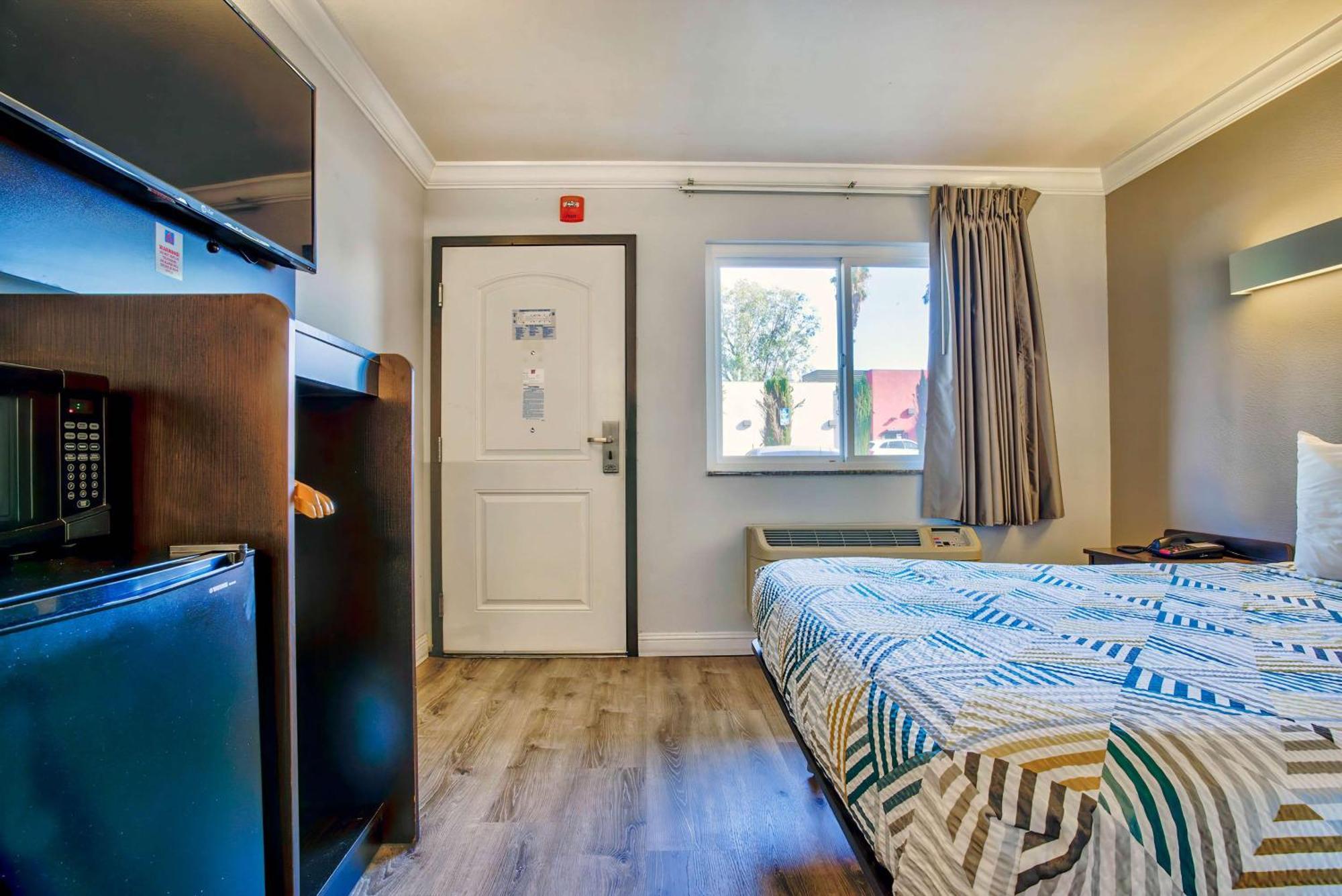 Motel 6-Menifee, Ca ภายนอก รูปภาพ