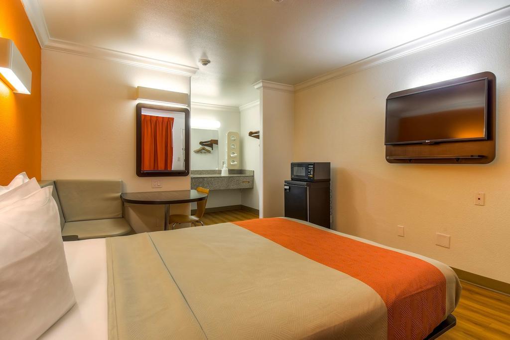 Motel 6-Menifee, Ca ภายนอก รูปภาพ